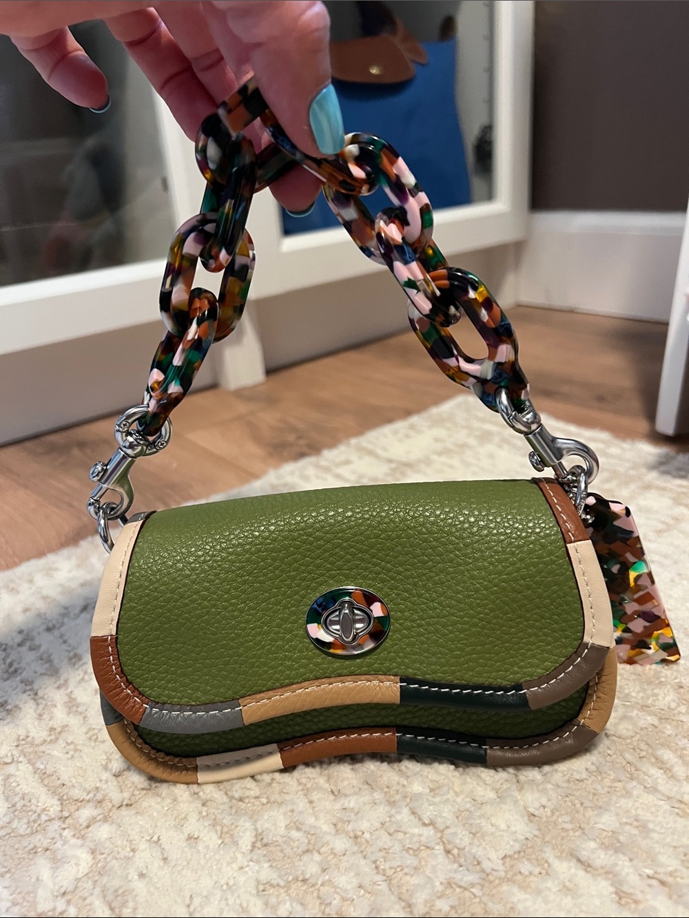 Coachtopia Mini Wavy Dinky Bag in Olive Green. Never carried.